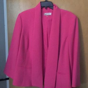 Kasper Suit Jacket (summer) New- never worn.